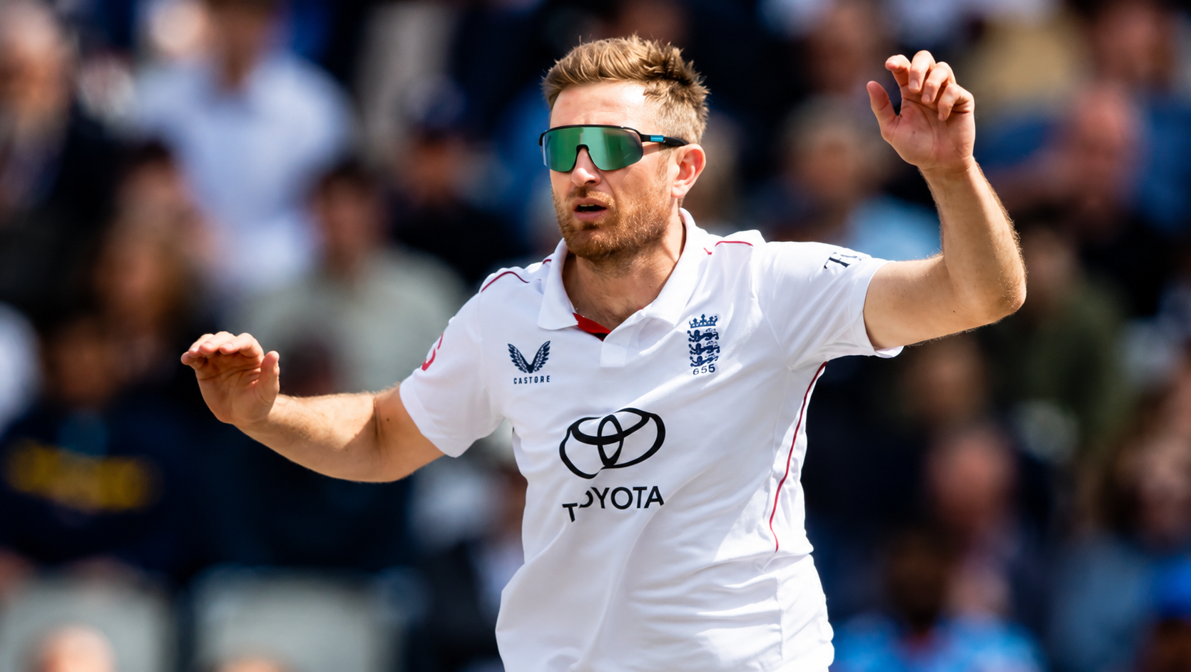 Liam Dawson retires from first-class cricket to focus on white-ball career