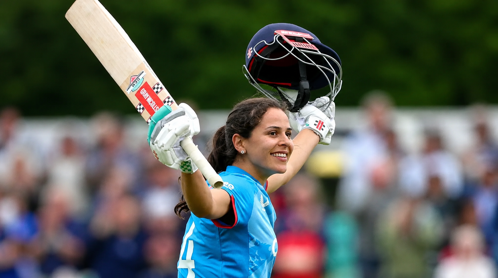 Maia Bouchier’s Century Powers England to Record ODI Chase Against Ireland